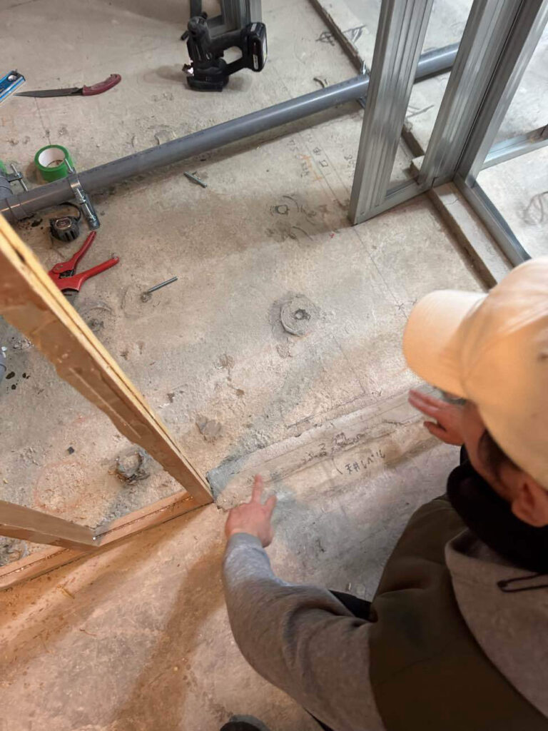 マンション　置床工事　乾式二重床（東京都港区）