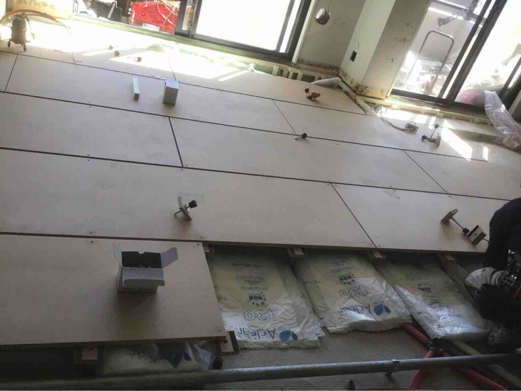 マンション　１日置床工事　乾式二重床（東京都渋谷区）