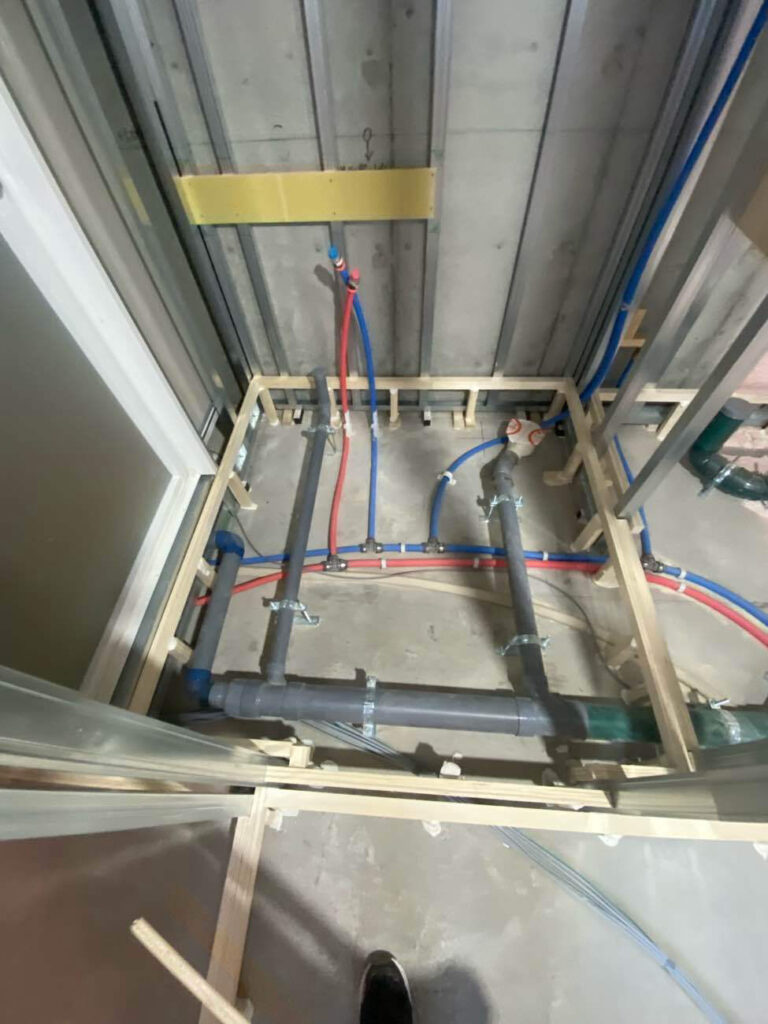 マンション　置床工事　乾式二重床（東京都国分寺市）
