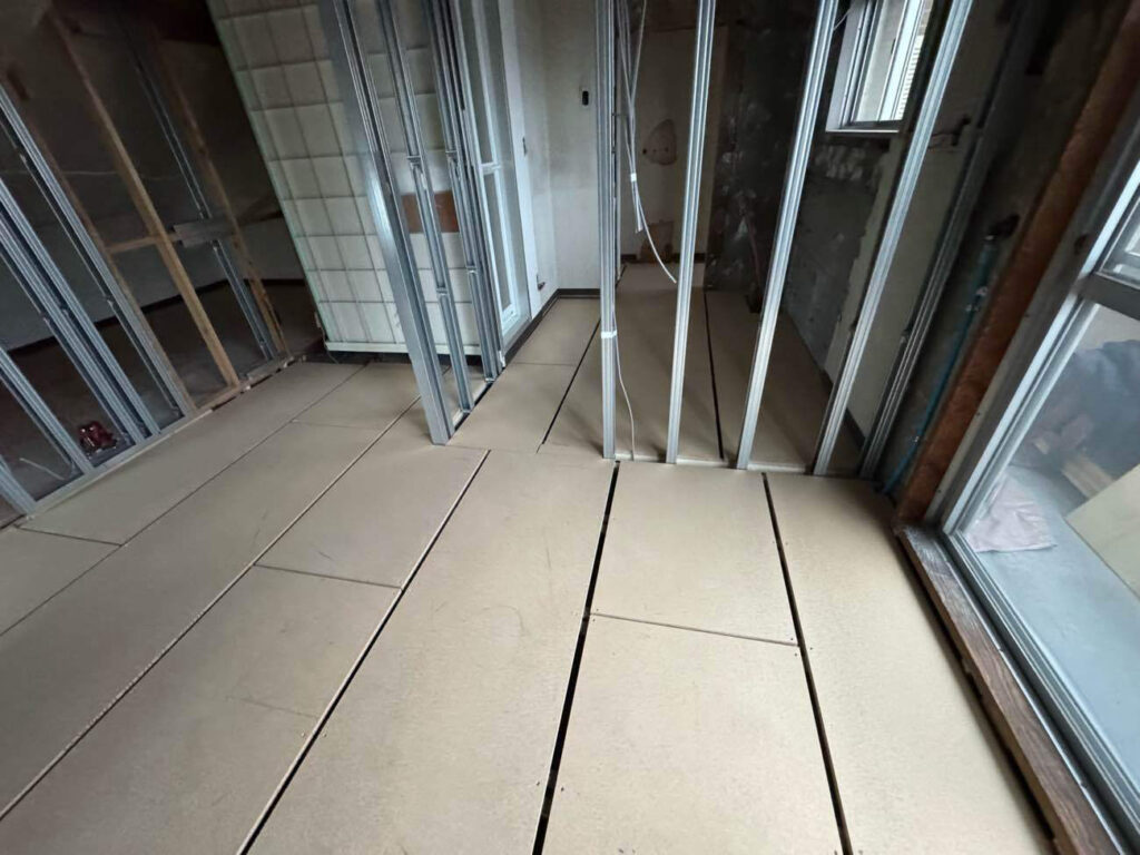 マンション　１日置床工事　乾式二重床（東京都品川区）