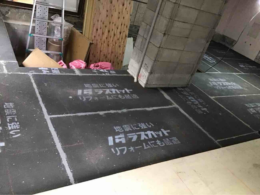 店舗　改修工事　置床工事　乾式二重床（東京都世田谷区）
