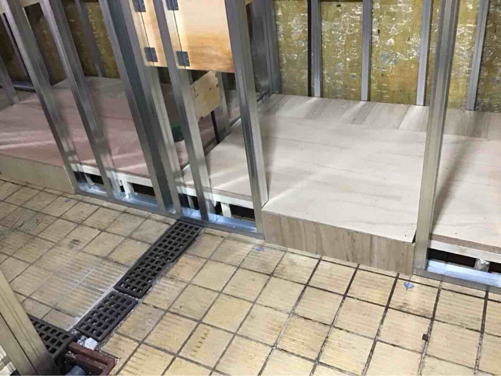 店舗 置床工事 乾式二重床(川崎市宮前区)