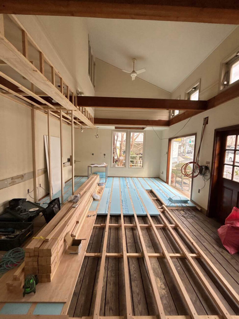 戸建住宅　置床工事　ラワン構造用合板12ｍｍ（東京都杉並区）