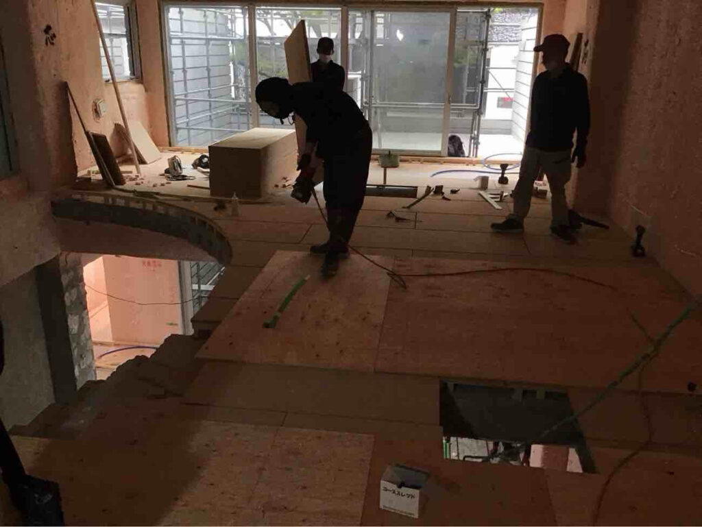 マンション　置床工事　メゾネットタイプ（東京都渋谷区）