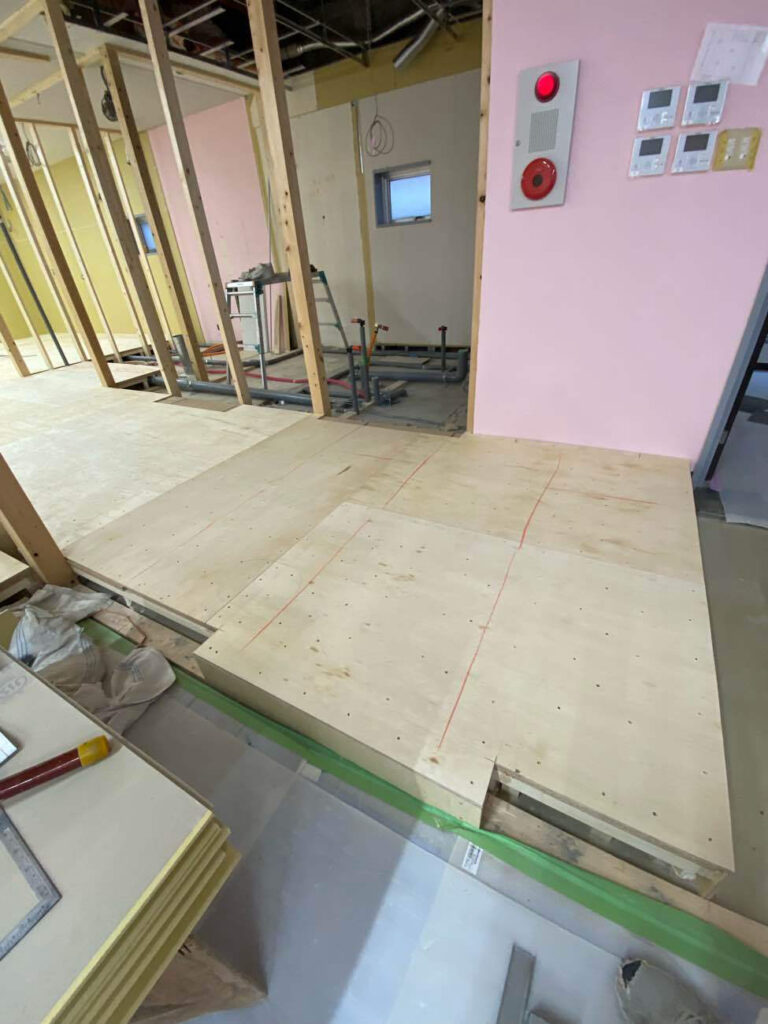 マンション　置床工事　乾式二重床（東京都葛飾区）