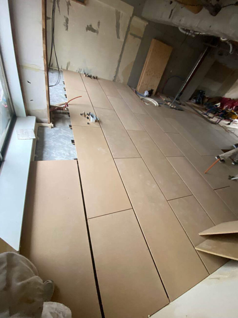 マンション　置床工事　乾式二重床（東京都大田区）