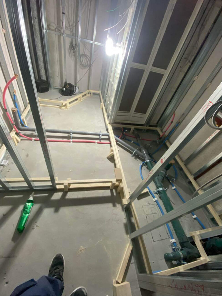 マンション　置床工事　乾式二重床（東京都新宿区）