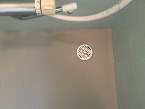 川崎市多摩区の戸建住宅にて、浴室の床リフォーム工事を行いました。