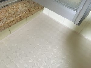 川崎市多摩区にて、浴室の床リフォーム工事のご依頼をいただきました！