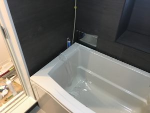 東京都北区にて、賃貸物件の浴室リフォーム工事を行いました！