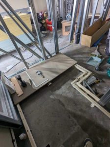 病院　１日置床工事　乾式二重床（東京都大田区）