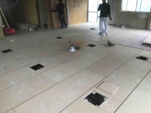 店舗　置床工事　乾式二重床（埼玉県戸田市）