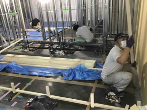 店舗　置床工事　乾式二重床（東京都中央区）