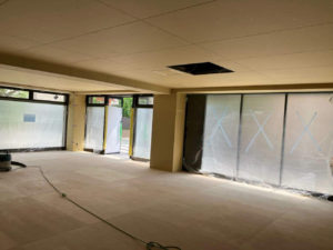 店舗　置床工事　プラモクレン（東京都国立市）