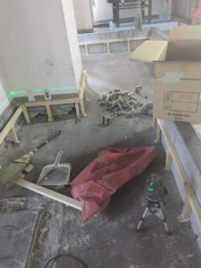 店舗　置床工事　乾式二重床（東京都港区）