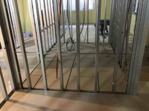 店舗　置床工事　乾式二重床（東京都目黒区）