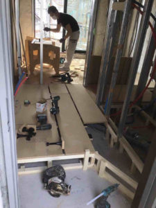 新築マンション　置床工事　乾式二重床（横浜市西区）