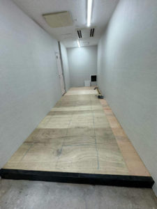 駅改修　置床工事　乾式二重床（東京都北区）　