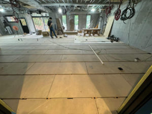 病院　置床工事　乾式二重床（横浜市港北区）