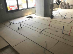 店舗　置床工事　乾式二重床（東京都台東区）