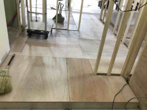 マンション　置床工事　乾式二重床（東京都新宿区）