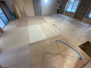 マンション　1日置床工事　乾式二重床（東京都東村山市）