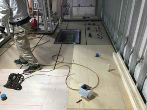 店舗　置床工事　乾式二重床（横浜市保土ヶ谷区）
