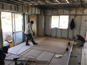 マンション　1日置床工事　乾式二重床（神奈川県逗子市）