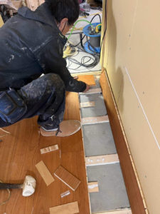 戸建て住宅新築　置床工事　乾式二重床（神奈川県横須賀市）