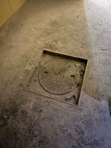 サウナ店舗　置床工事　乾式二重床（千葉市中央区）