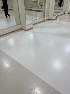 店舗　置床工事　乾式二重床（東京都新宿区）