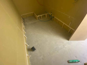 サウナ店舗　置床工事　乾式二重床（千葉市中央区）