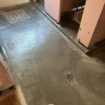 小学校トイレ改修　置床工事　乾式二重床（神奈川県鎌倉市）