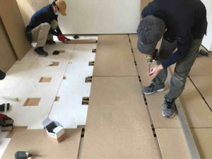 マンション　置床工事　乾式二重床（東京都新宿区）