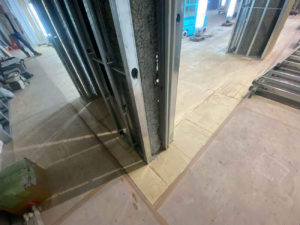 テナント夜間　置床工事　乾式二重床（東京都武蔵村山市）