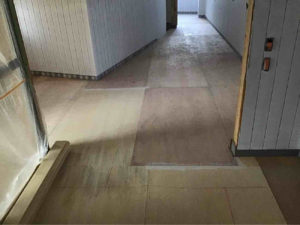 クリニック新装　置床工事　乾式二重床（東京都荒川区）