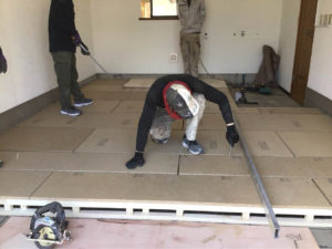 飲食店舗　置床工事　乾式二重床（神奈川県茅ケ崎市）