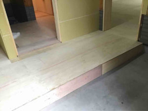 クリニック新装　置床工事　乾式二重床（東京都荒川区）