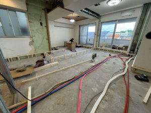 マンション　置床工事　乾式二重床（横浜市栄区）