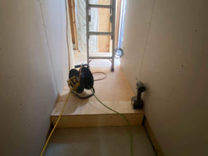 オフィス　置床工事　乾式二重床（東京都目黒区）