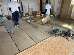戸建て住宅　置床工事　乾式二重床（山梨県上野原市）