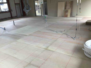 クリニック新装　置床工事　乾式二重床（千葉県千葉市）