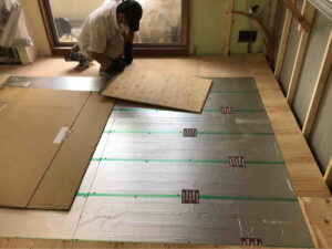 マンション　置床工事　乾式二重床（東京都港区）