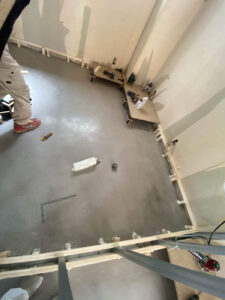 ホテル改修　置床工事　乾式二重床（東京都葛飾区）