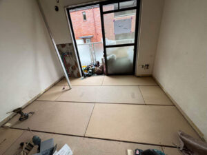 マンション　置床工事　乾式二重床（横浜市青葉区）