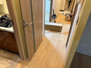 マンション　フローリング工事　直貼りフローリング（神奈川県平塚市）