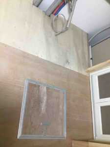 小学校大規模工事　１日置床工事　乾式二重床（千葉市稲毛区）