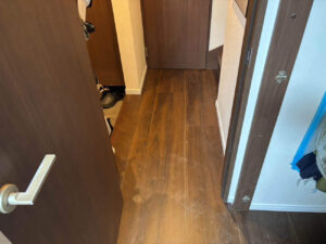 マンション　置床工事　針葉樹構造用合板24ｍｍ　グラスウール（東京都世田谷区）