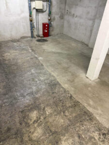 オフィス地下工事　置床工事　乾式二重床（東京都中央区）