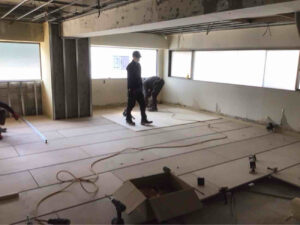 店舗　１日置床工事　乾式二重床（埼玉県越谷区）